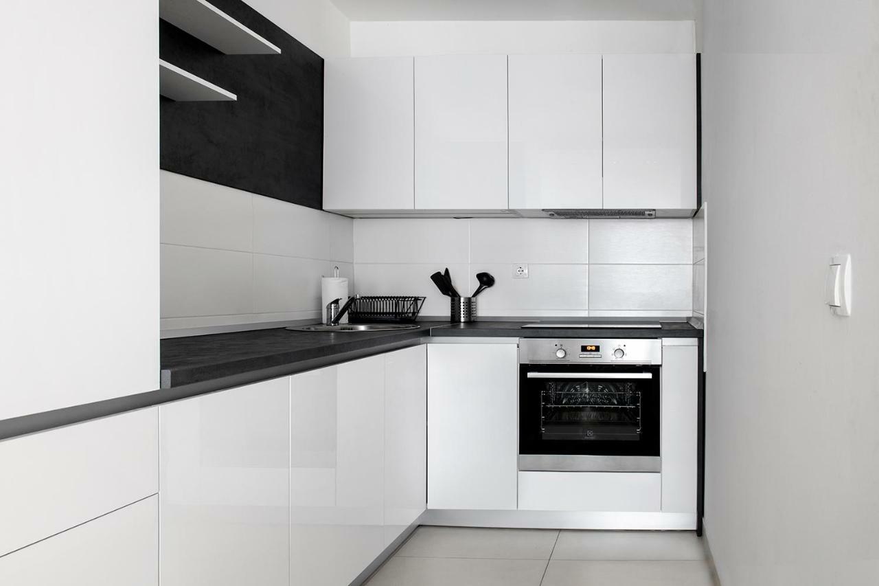 Sauna - Flexible Selfcheckins 6 - Zagreb - Garage - Electric Vehicle Ccharger - Loggia - New - Luxury - Apartments Repinc 6 Екстериор снимка