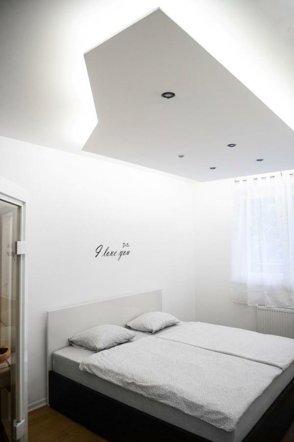 Sauna - Flexible Selfcheckins 6 - Zagreb - Garage - Electric Vehicle Ccharger - Loggia - New - Luxury - Apartments Repinc 6 Екстериор снимка