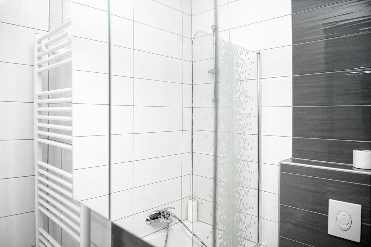 Sauna - Flexible Selfcheckins 6 - Zagreb - Garage - Electric Vehicle Ccharger - Loggia - New - Luxury - Apartments Repinc 6 Екстериор снимка
